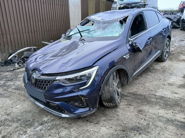 2025 RENAULT ARKANA 1.3 PETROL FOR BREAKING 384641608