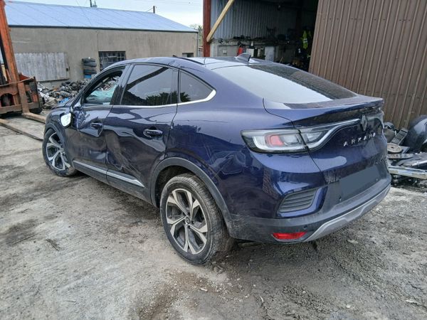 2025 RENAULT ARKANA 1.3 PETROL FOR BREAKING 384641609