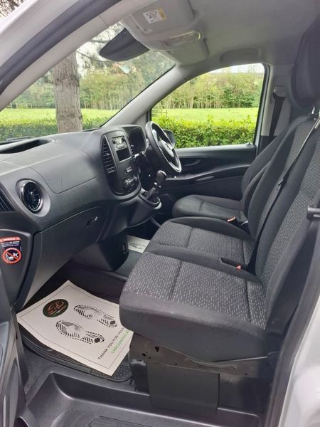 Mercedes-Benz Vito 2021 384637552