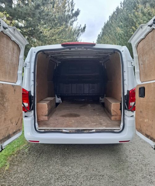 Mercedes-Benz Vito 2021 384637558