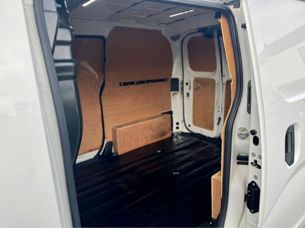 Nissan NV200 E-NV200 SV 40KW PRICE EX VAT 384761111