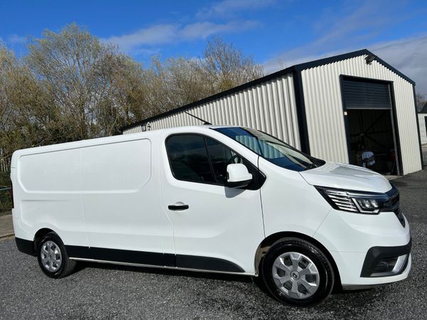 RENAULT TRAFFIC SPORT 2.0DCI LWB NO VAT 384768692