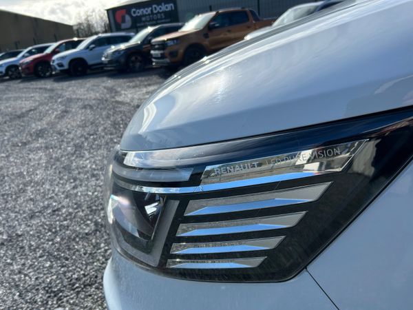 RENAULT TRAFFIC SPORT 2.0DCI LWB NO VAT 384768722
