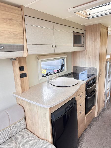 ✨STUNNING ELDDIS AVANTE 6 BERTH✨ 384771421
