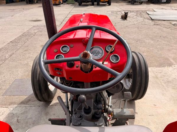 MASSEY FERGUSON 135 VINTAGE TRACTOR.....321. 384860740