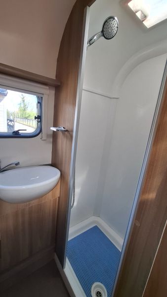Bailey Pursuit 5 berth caravan 384898255