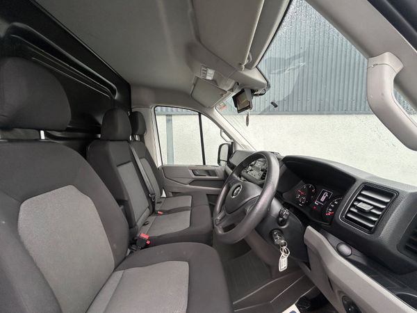 2021 Volkswagen Crafter ‘ 220V power 384975075