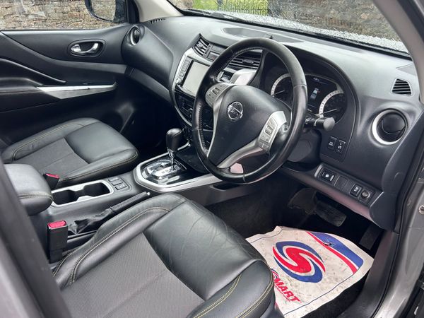 Nissan Navara 2020 384922144