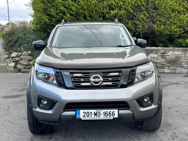 Nissan Navara 2020 384922114