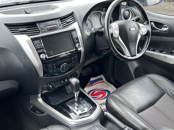 Nissan Navara 2020 384922131