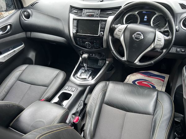 Nissan Navara 2020 384922132