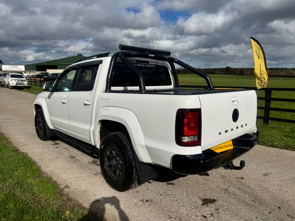 191 Volkswagen Amarok Black Ed Very low Miles***** 384923385
