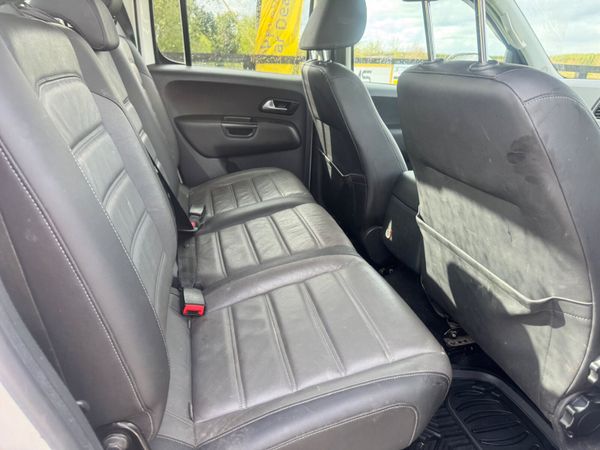 191 Volkswagen Amarok Black Ed Very low Miles***** 384923397