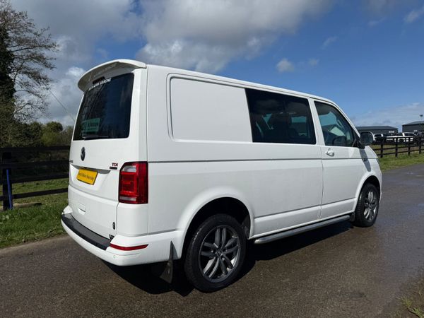 181 Volkswagen Transporter Crewcab 204bhp NO VAT 384926526
