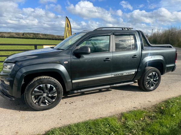 181 Volkswagen Amarok Dark Label***** 384927007