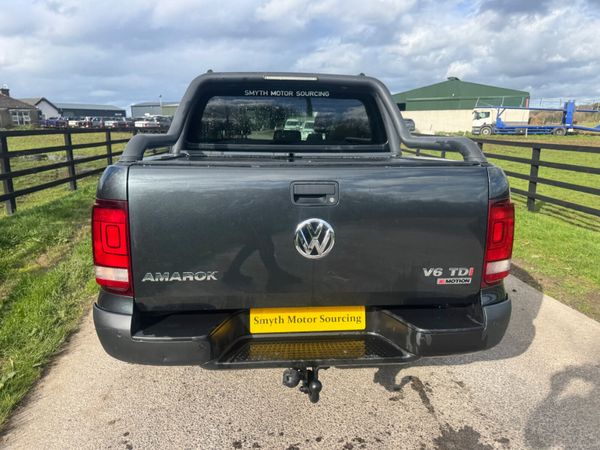 181 Volkswagen Amarok Dark Label***** 384927008
