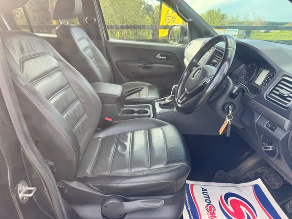 181 Volkswagen Amarok Dark Label***** 384927014