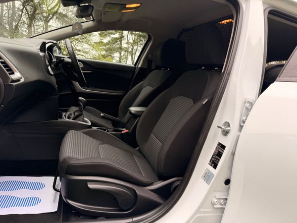 Kia Ceed 2021 2 Seat Commercial 385043444