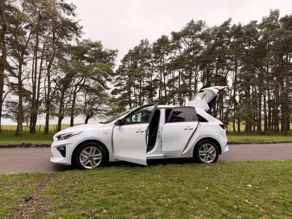 Kia Ceed 2021 2 Seat Commercial 385043464