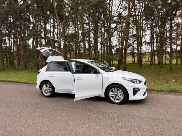 Kia Ceed 2021 2 Seat Commercial 385043466