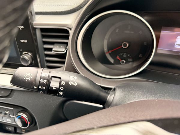 Kia Ceed 2021 2 Seat Commercial 385043433