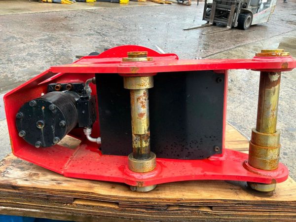 UNUSED HYDRAULIC SHEARS....45mm PINS.....2238d. 385047490