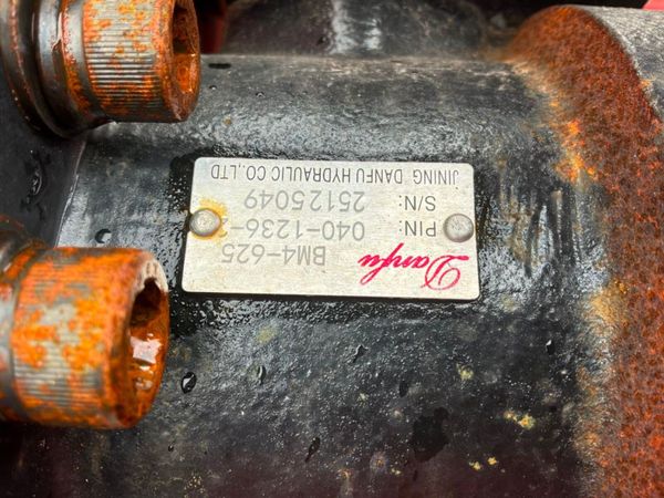 UNUSED HYDRAULIC SHEARS....45mm PINS.....2238d. 385047494