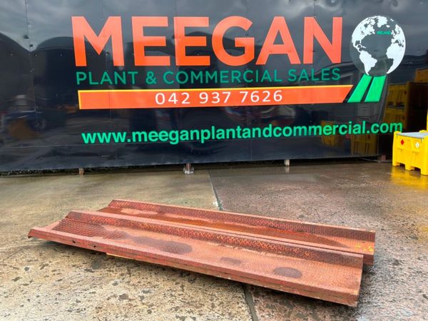 11ft x 24" TRAILER LOADING RAMPS.........1504 385065296
