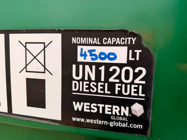 WESTERN 4500 LITRE BOWSER...EX MURPHY..1084T 385065375