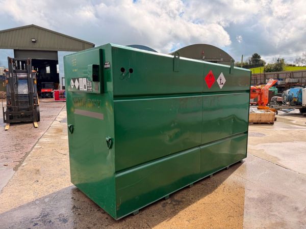 WESTERN 4500 LITRE BOWSER...EX MURPHY..1084T 385065397
