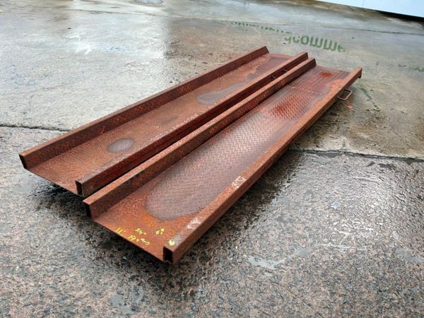 11ft x 24" TRAILER LOADING RAMPS.........1504 385065306