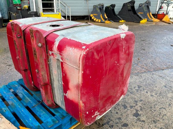 600lts ALUMINIUM DIESEL TANK. & CRADLE. 385074418