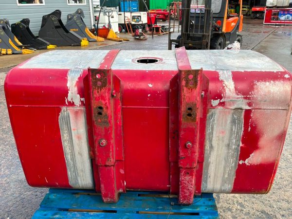 600lts ALUMINIUM DIESEL TANK. & CRADLE. 385074435