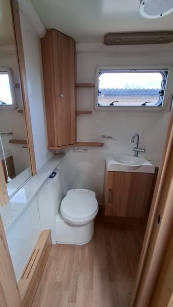 Bailey Unicorn fixed bed 385093097