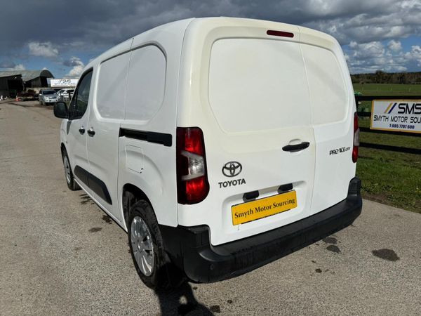 211 Toyota Proace No Vat Spotless*****low kms 385012220