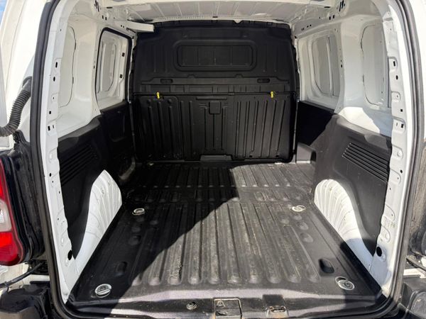 211 Toyota Proace No Vat Spotless*****low kms 385012229