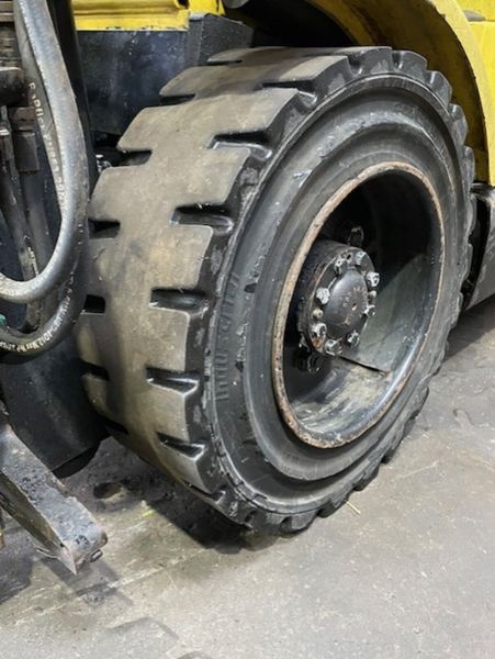 2000 Hyster H3.00XM Forklift 385027288