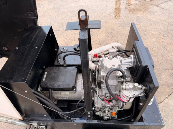 2020 GENERATOR 6 KVA ....1,024 HOURS ....886T 385035279