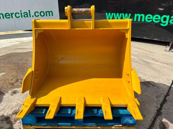 UNUSED 48" DIGGING BUCKET...65mm PINS......1996d. 385153973