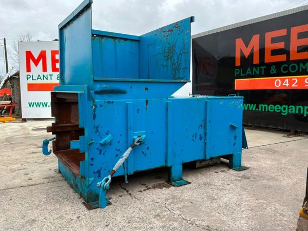 WASTE RECYCLING COMPACTOR........1066v. 385125986