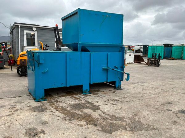 WASTE RECYCLING COMPACTOR........1066v. 385125997