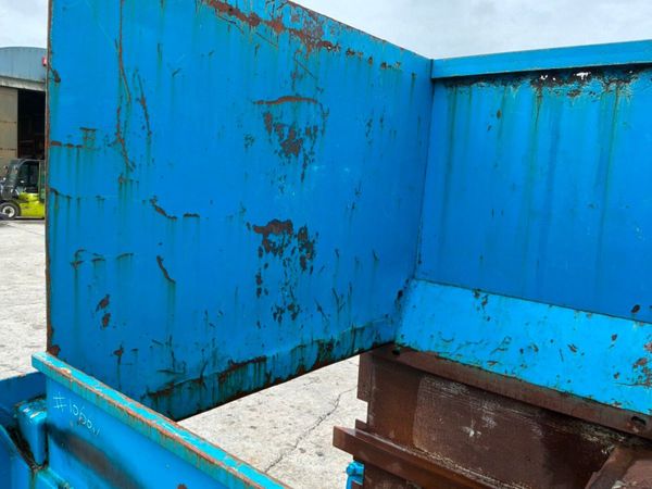 WASTE RECYCLING COMPACTOR........1066v. 385126006