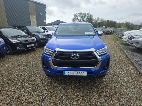 Toyota Hilux 2.4 Invincible 385132967