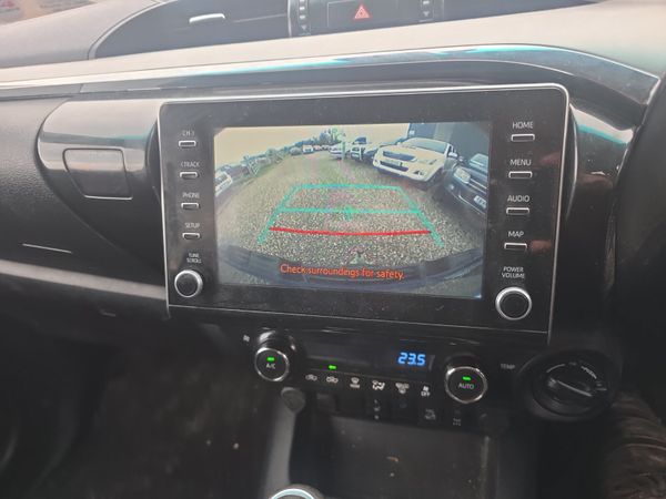 Toyota Hilux 2.4 Invincible 385133012