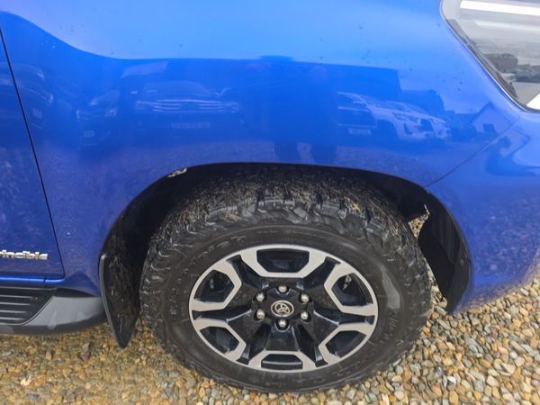 Toyota Hilux 2.4 Invincible 385133013