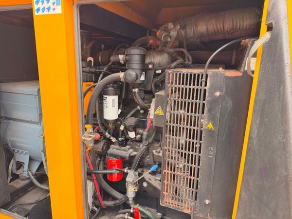2017 SDMO 110 KVA GENERATOR GENSET ....843T 385241045
