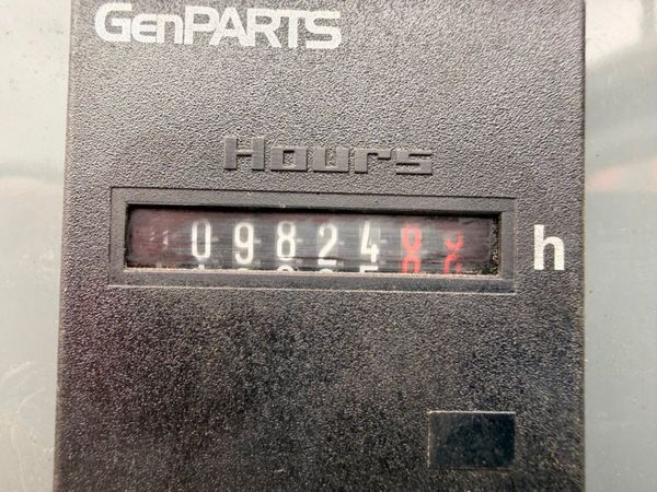 2017 SDMO 110 KVA GENERATOR GENSET ....843T 385241035