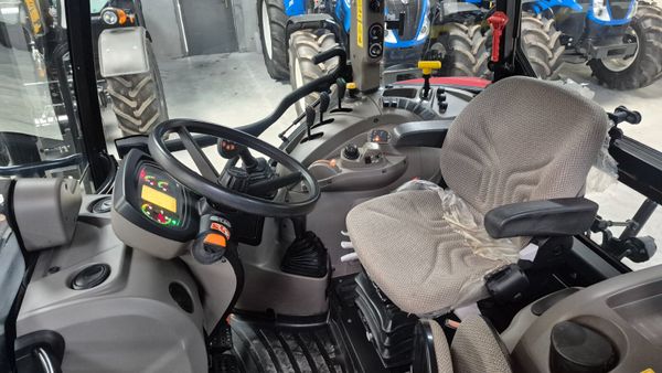 CASE Farmall 115c 385255920