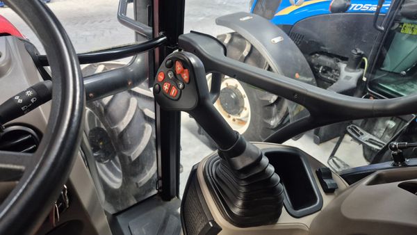 CASE Farmall 115c 385255923