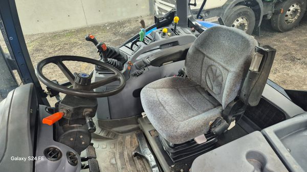 New Holland T6010 2WD 385261999